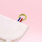Anneau mousqueton pour étui de marinette