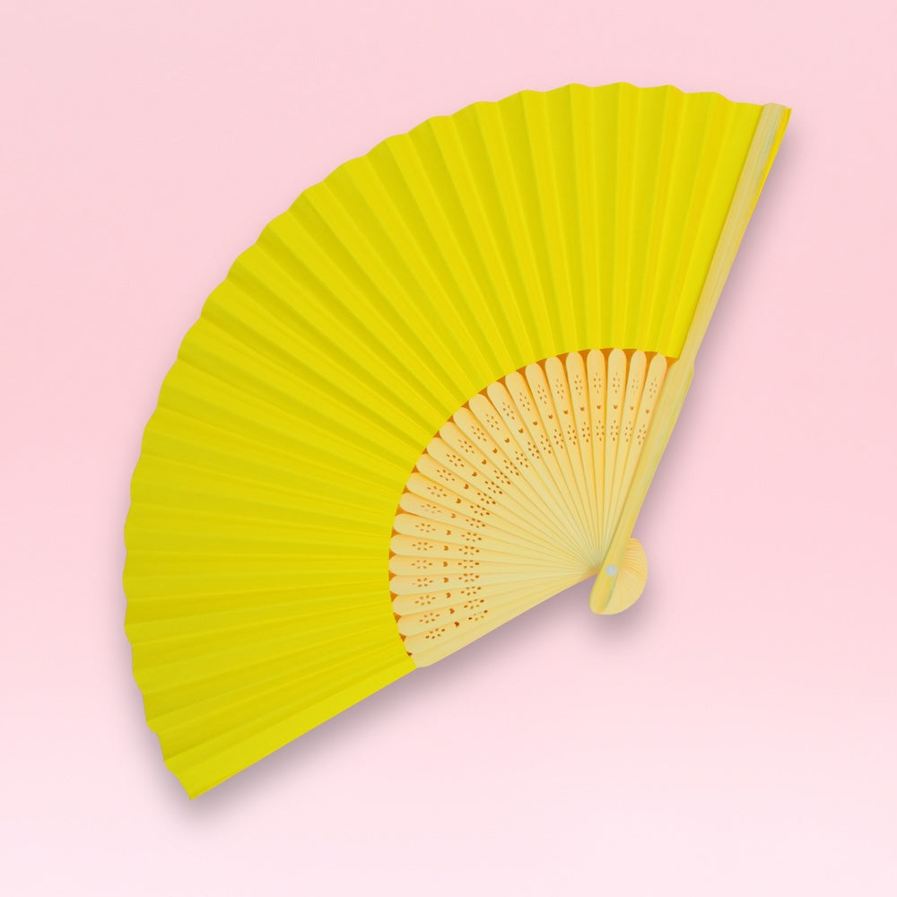 L'éventail coloré, quand il fait trop chaud, tout léger
